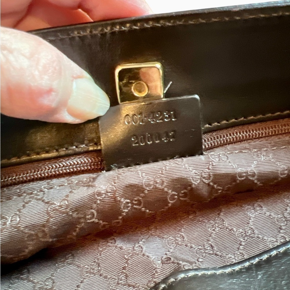 Gucci Web Sherry Line Shoulder Bag In Excellent Condition - Picture 4 of 12